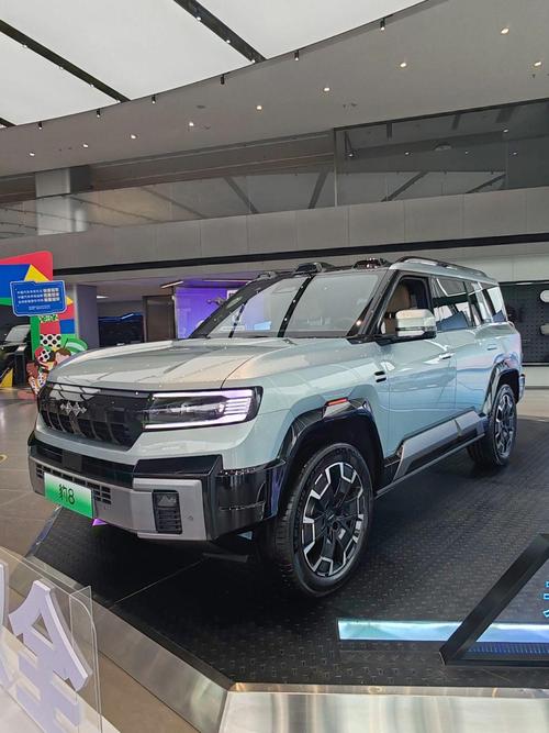 重庆138比亚迪方程豹硬派越野的爆款，英菲尼迪35周年与你共成长